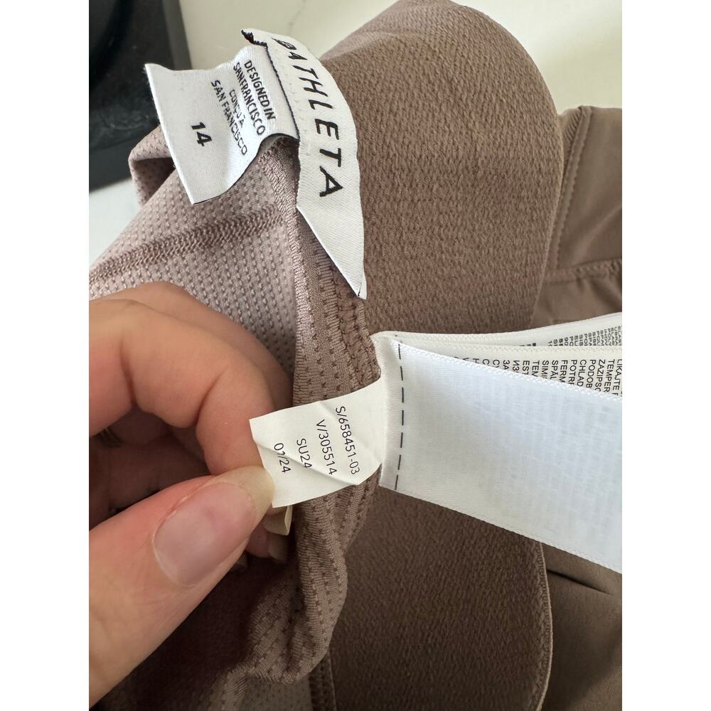 Athleta Tan Skirt with pockets size 14 - Picture 6 of 6